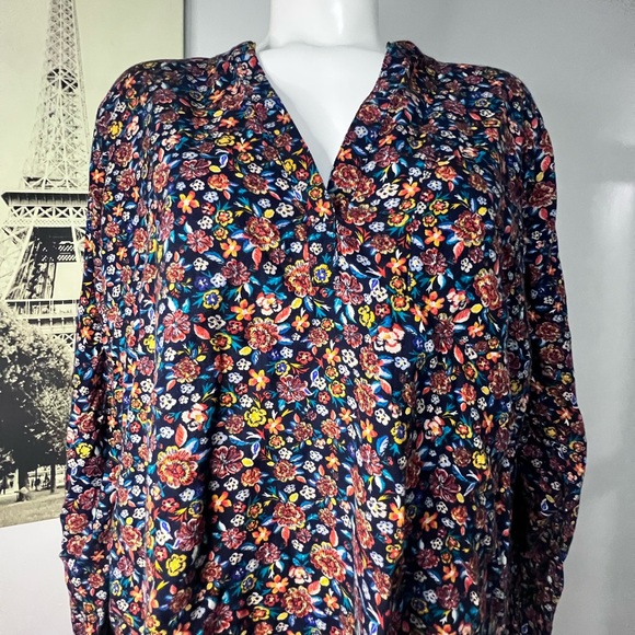 Old Navy Floral V-Neck Blouse - Blue and Red - Picture 2 of 9